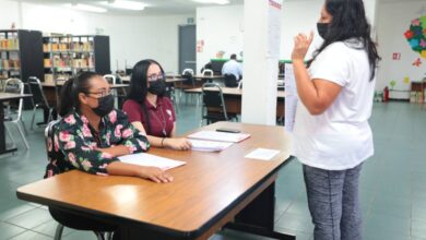 Responden ciudadanos a convocatoria para becas UNE; agradecen apoyo a la educación