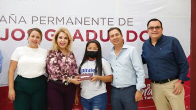 Agradecen neolaredenses Campaña Permanente de Anteojos Graduados