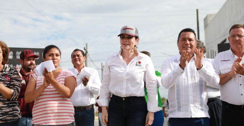 Entrega alcaldesa Carmen Lilia Canturosas obras de alumbrado y pavimentación en El Progreso