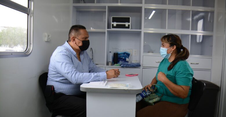 Brinda DIF Nuevo Laredo recomendaciones a mujeres para detectar cáncer de mama