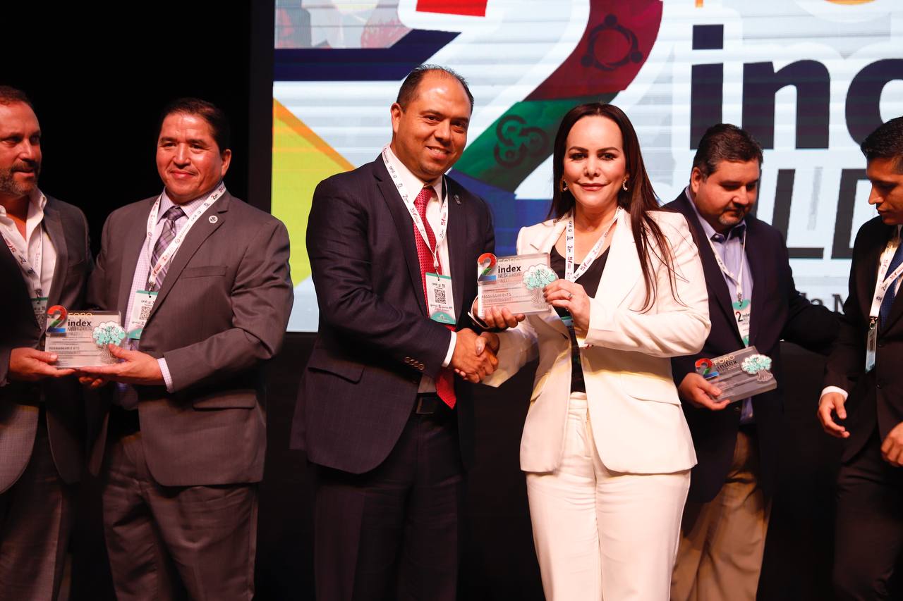 Expone Carmen Lilia Canturosas proyectos estratégicos para Nuevo Laredo en Foro INDEX