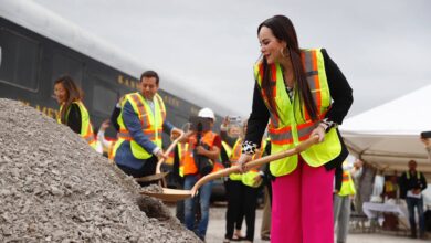 Coloca alcaldesa Carmen Lilia Canturosas primera piedra del Segundo Puente Internacional Ferroviario