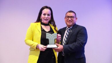 Recibe alcaldesa Carmen Lilia reconocimiento por parte del TecMilenio