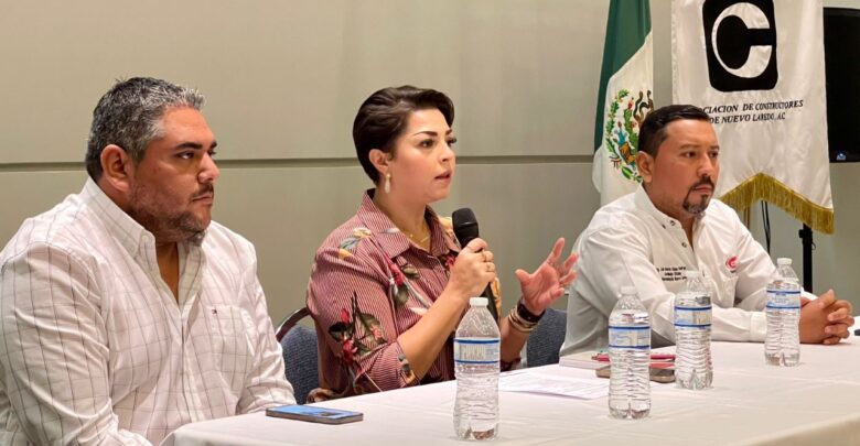 COMAPA Nuevo Laredo se reúne con asociación de constructores de Nuevo Laredo