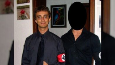 Desata polémica diputado italiano por fotografía con brazalete nazi