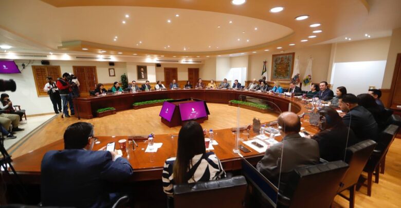 Respaldan fuerzas políticas presupuesto de egresos de más de 4 mil millones de pesos