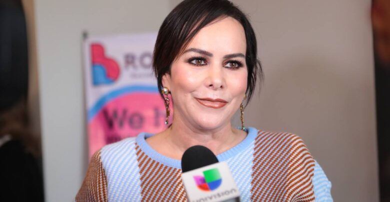 Invita alcaldesa de Nuevo Laredo a disfrutar de espectáculos navideños en el Encendido del Pino 2022