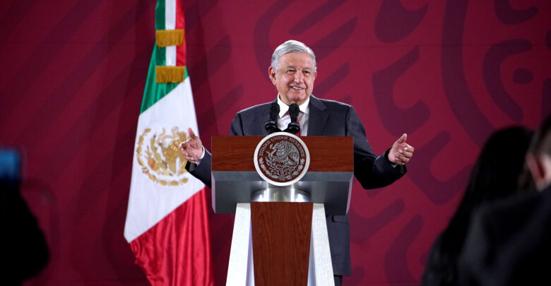 AMLO descarta crisis económica interna en México pero pronostica una posible crisis externa