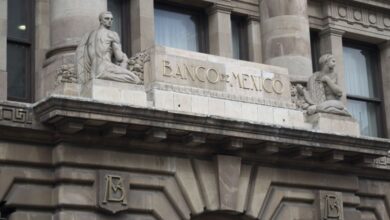 Banxico prevé un crecimiento económico de hasta 3.7% en 2024