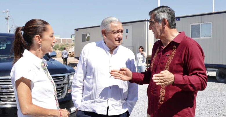 Encabezan reunión en Nuevo Laredo el presidente López Obrador, la presidenta electa Claudia Sheinbaum y el gobernador Américo Villarreal