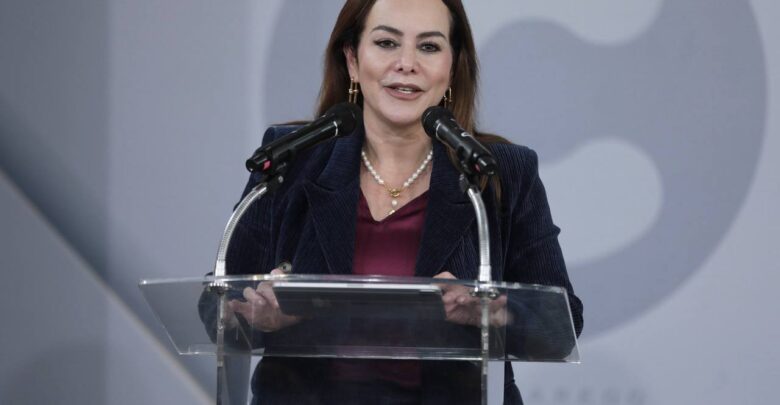 Destaca alcaldesa Carmen Lilia Canturosas liderazgo de Aduana de Nuevo Laredo