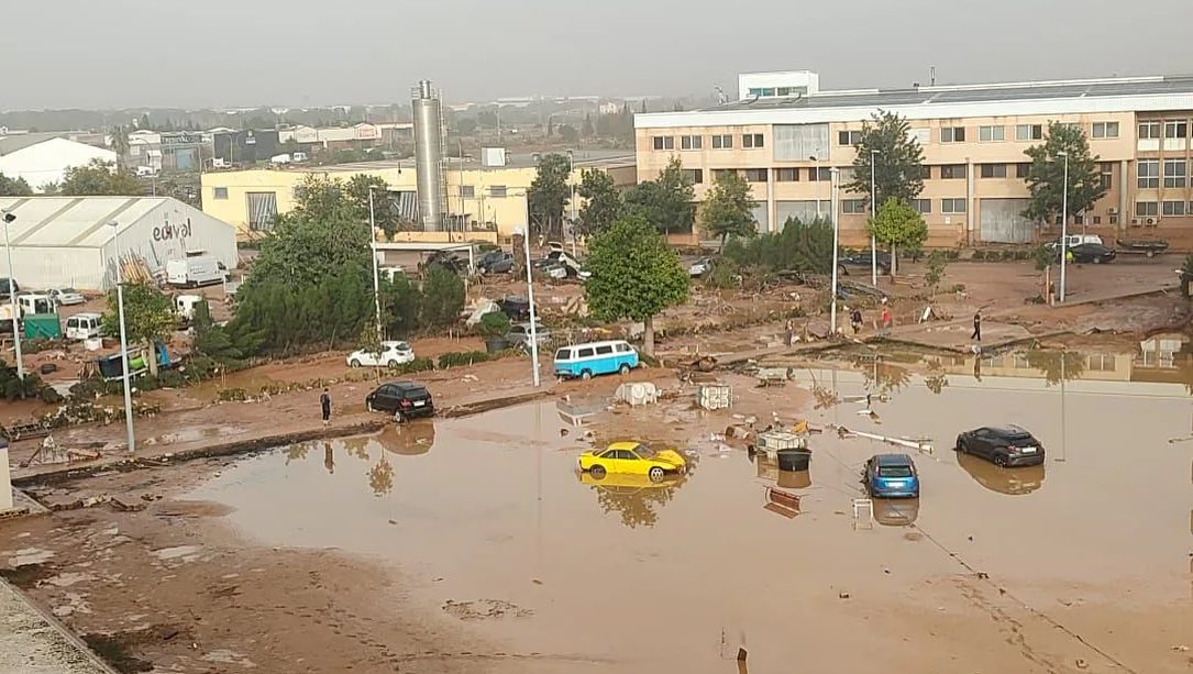 Lluvias e inundaciones dejan 70 muertos en España, arrasan con Valencia y Andalucía