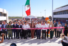 Inauguran alcaldesa Carmen Lilia Canturosas y rector Dámaso Anaya primera preparatoria UAT en Nuevo Laredo