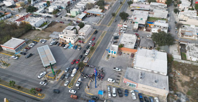 Carmen Lilia Canturosas entrega 6 obras al sur de Nuevo Laredo