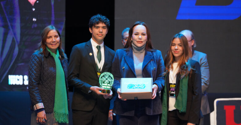 Carmen Lilia Canturosas inaugura XI Congreso IUVE