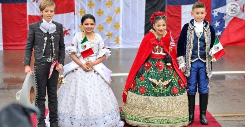 Reafirman la hermandad entre los Dos Laredos en la Ceremonia del Abrazo 2025