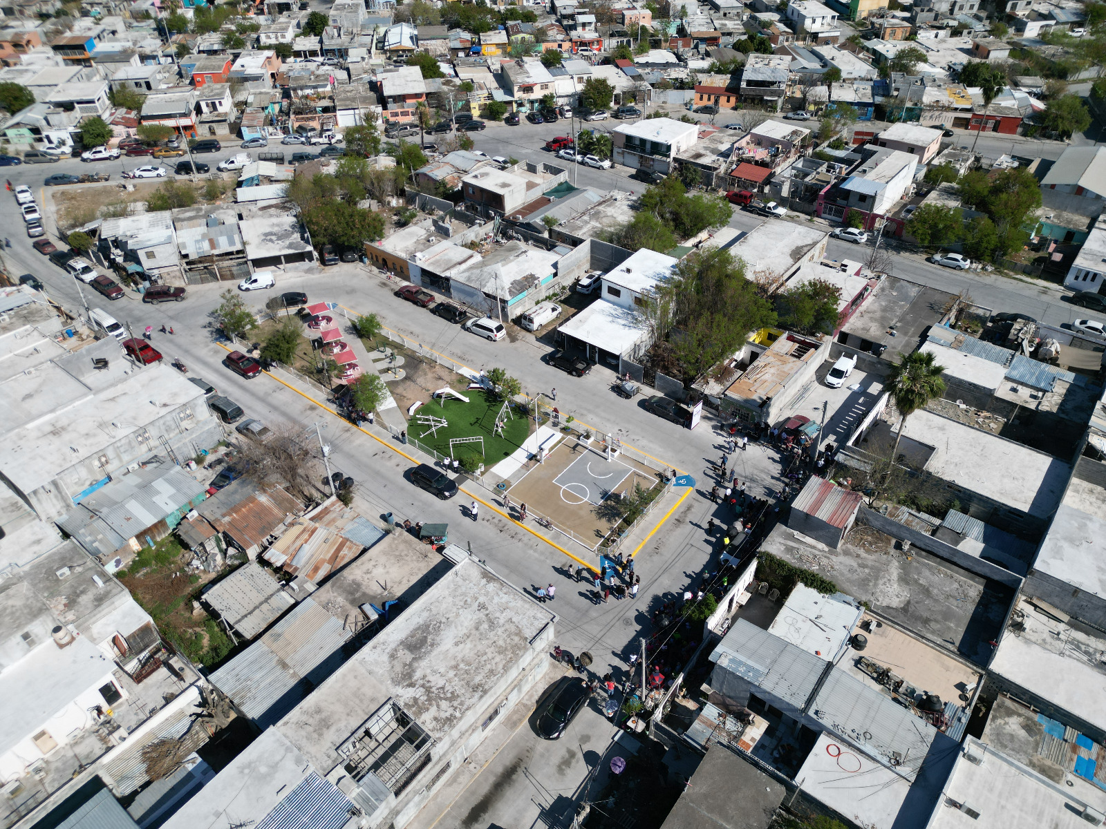 Entrega alcaldesa Carmen Lilia Canturosas obras de rehabilitación de espacios públicos al poniente de la ciudad