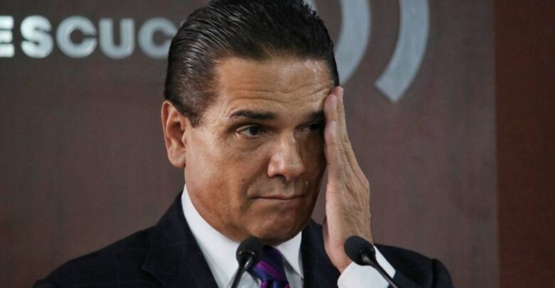 Investigación por corrupción alcanza a Aureoles Investigación por corrupción alcanza a Aureoles