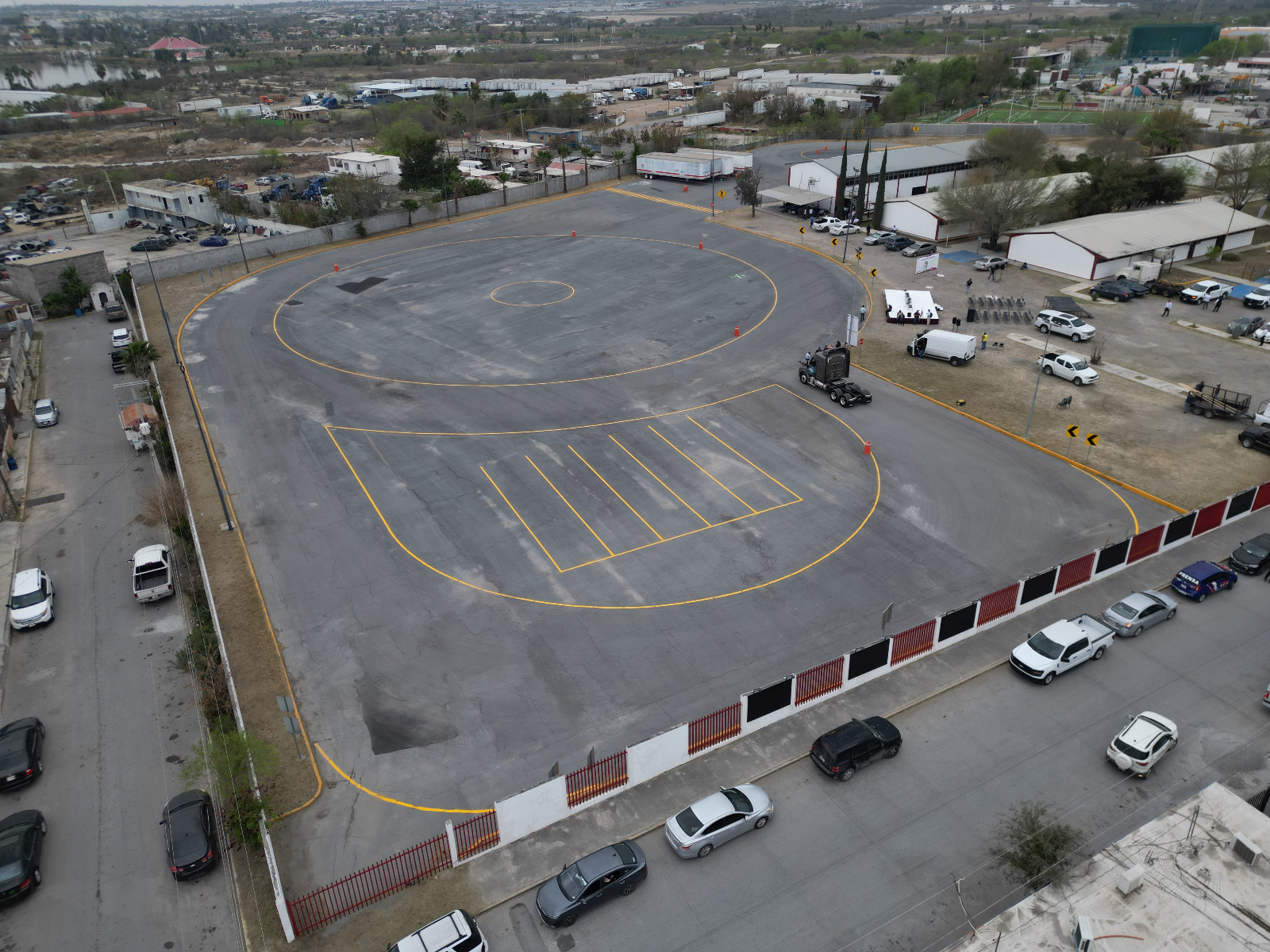 Fortalece alcaldesa Carmen Lilia Canturosas competitividad de Nuevo Laredo con entrega de obra en el CECATI 193