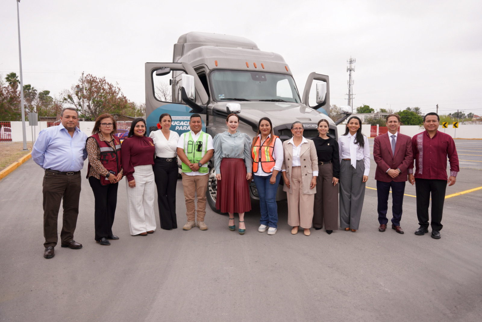 Fortalece alcaldesa Carmen Lilia Canturosas competitividad de Nuevo Laredo con entrega de obra en el CECATI 193