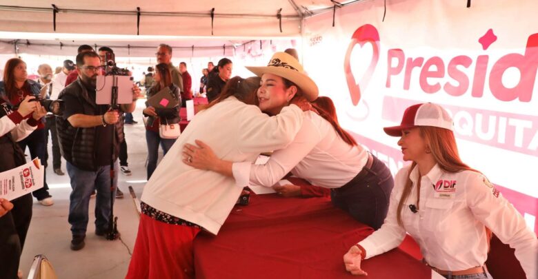 Atiende Carmen Lilia Canturosas peticiones y necesidades en las colonias con el programa “Presidencia Cerquita de Ti”