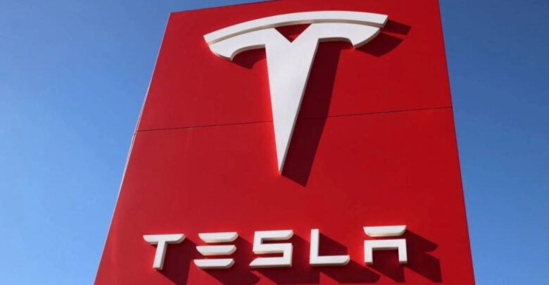 Tesla suspende pedidos en China por aranceles entre EE. UU. y Pekín Tesla suspende pedidos en China por aranceles entre EE. UU. y Pekín
