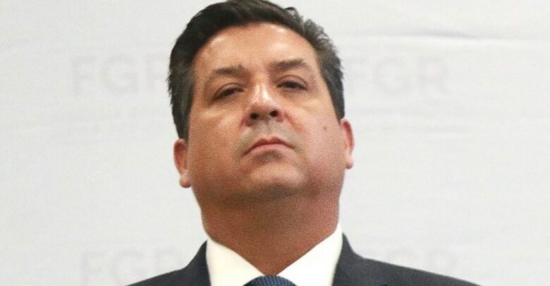 Tribunal revoca amparo a Cabeza de Vaca y ordena retirar escoltas