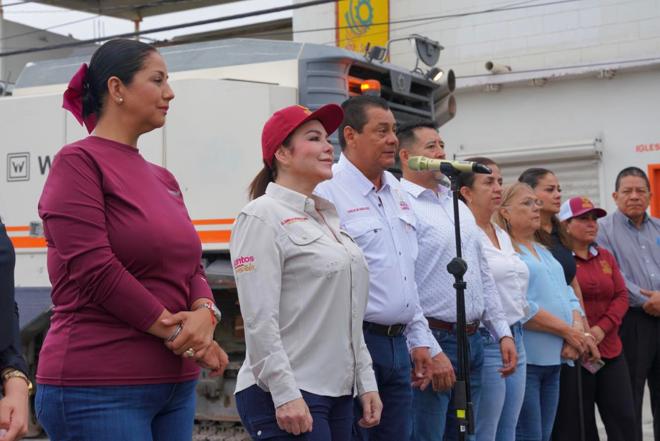 Avanza transformación de calles en colonia Francisco Villa; alcaldesa Carmen Lilia Canturosas da inicio e inaugura obras de recarpeteo