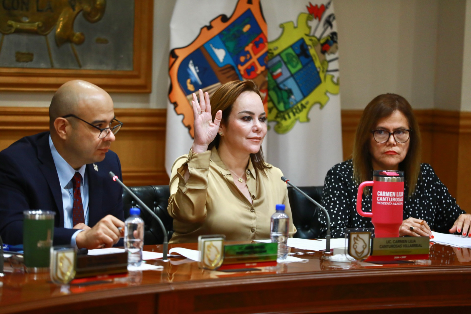 Cabildo de Nuevo Laredo aprueba recarpeteo en calle Anzures con recursos del fideicomiso del Puente III