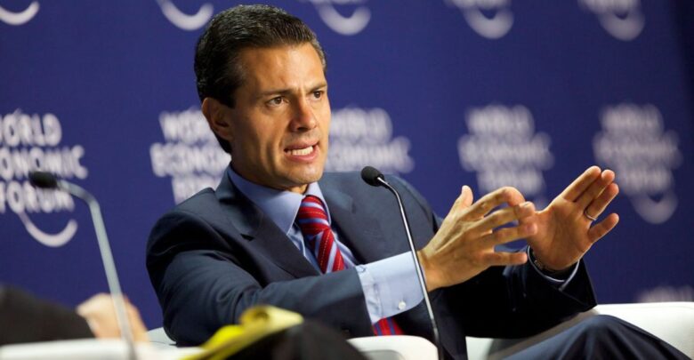 FGR abre investigación contra Peña Nieto por presunto soborno en caso Pegasus FGR abre investigación contra Peña Nieto por presunto soborno en caso Pegasus