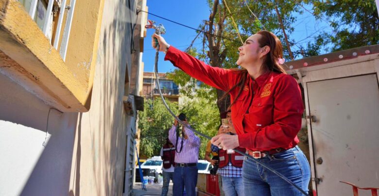 Lanza alcaldesa Carmen Lilia Canturosas programa “Pinta tu Fachada” para transformar entornos y embellecer Nuevo Laredo