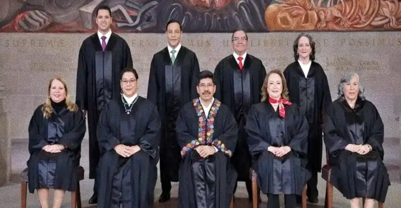 Revelan la primera foto oficial de los nuevos ministros de la SCJN