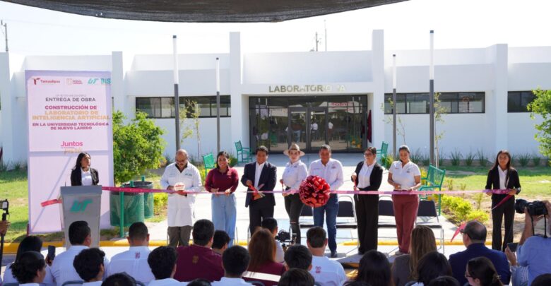 Nuevo Laredo marca pauta en Tamaulipas: entrega Carmen Lilia Canturosas laboratorio de inteligencia artificial en la Universidad Tecnológica