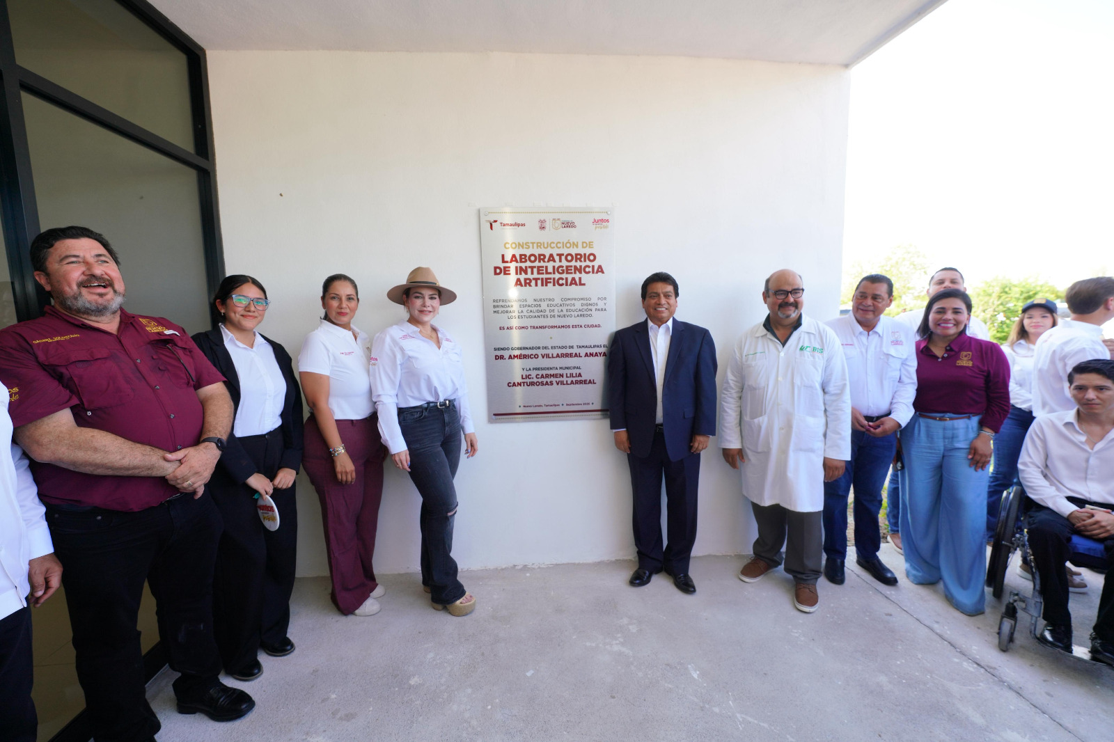 Nuevo Laredo marca pauta en Tamaulipas: entrega Carmen Lilia Canturosas laboratorio de inteligencia artificial en la Universidad Tecnológica
