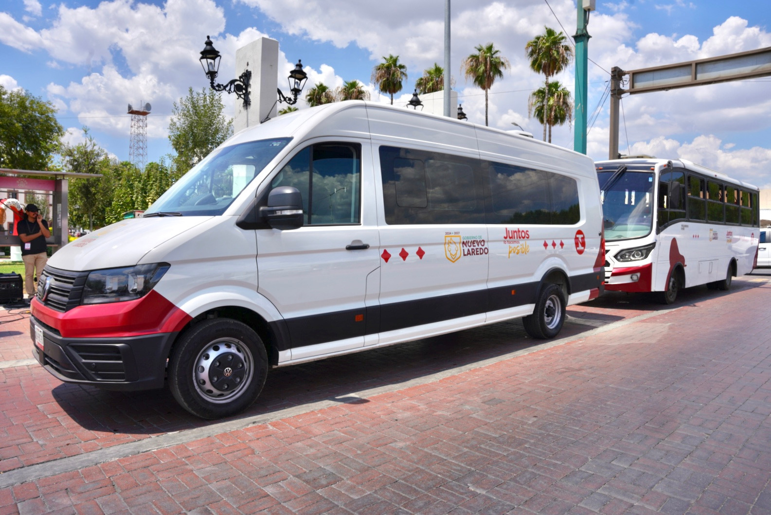 Carmen Lilia Canturosas da arranque a más rutas express de transporte público que conectarán colonias del poniente