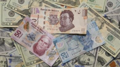 Peso mexicano inicia la semana debajo de las 18 unidades frente al dólar Peso rompe las 18 unidades frente al dólar este lunes