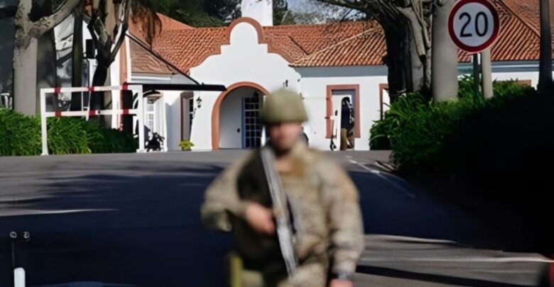 Investigan muerte de soldado argentino dentro de la residencia presidencial de Milei Investigan muerte de soldado argentino dentro de la residencia presidencial de Milei