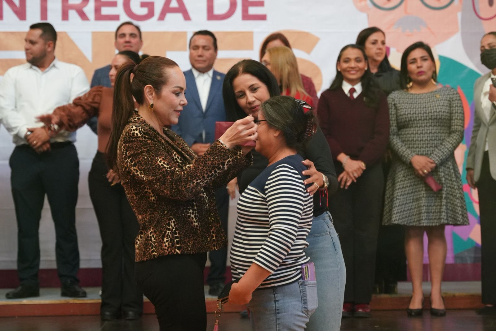 Gobierno de Nuevo Laredo entrega 260 pares de lentes en nueva jornada de apoyo a la salud visual