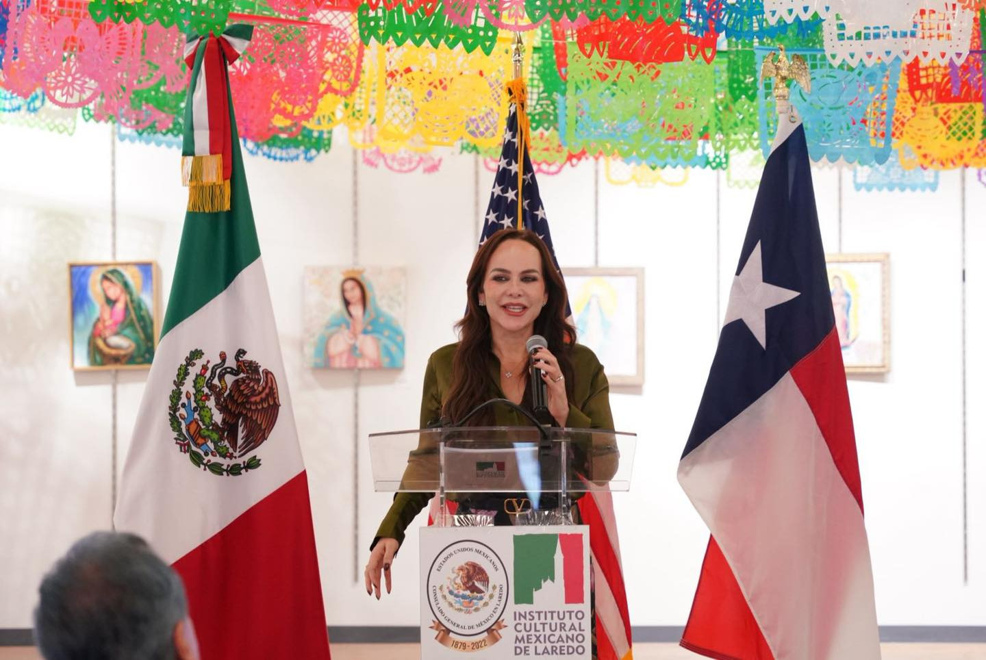 Destaca alcaldesa Carmen Lilia Canturosas fortaleza binacional de los Dos Laredos durante informe del Consulado de México en Laredo