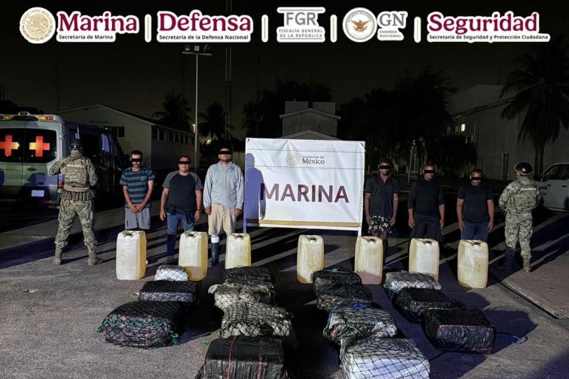 Marina decomisa 650 kg de cocaína frente a Michoacán; detienen a seis