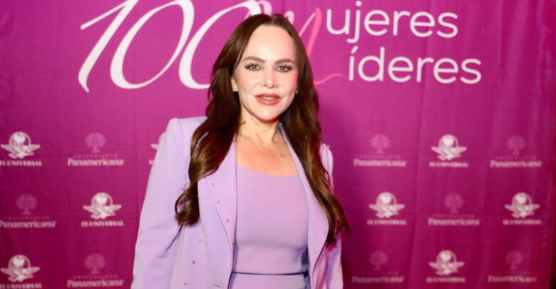 Carmen Lilia Canturosas, dentro de las “100 Mujeres Líderes de México”