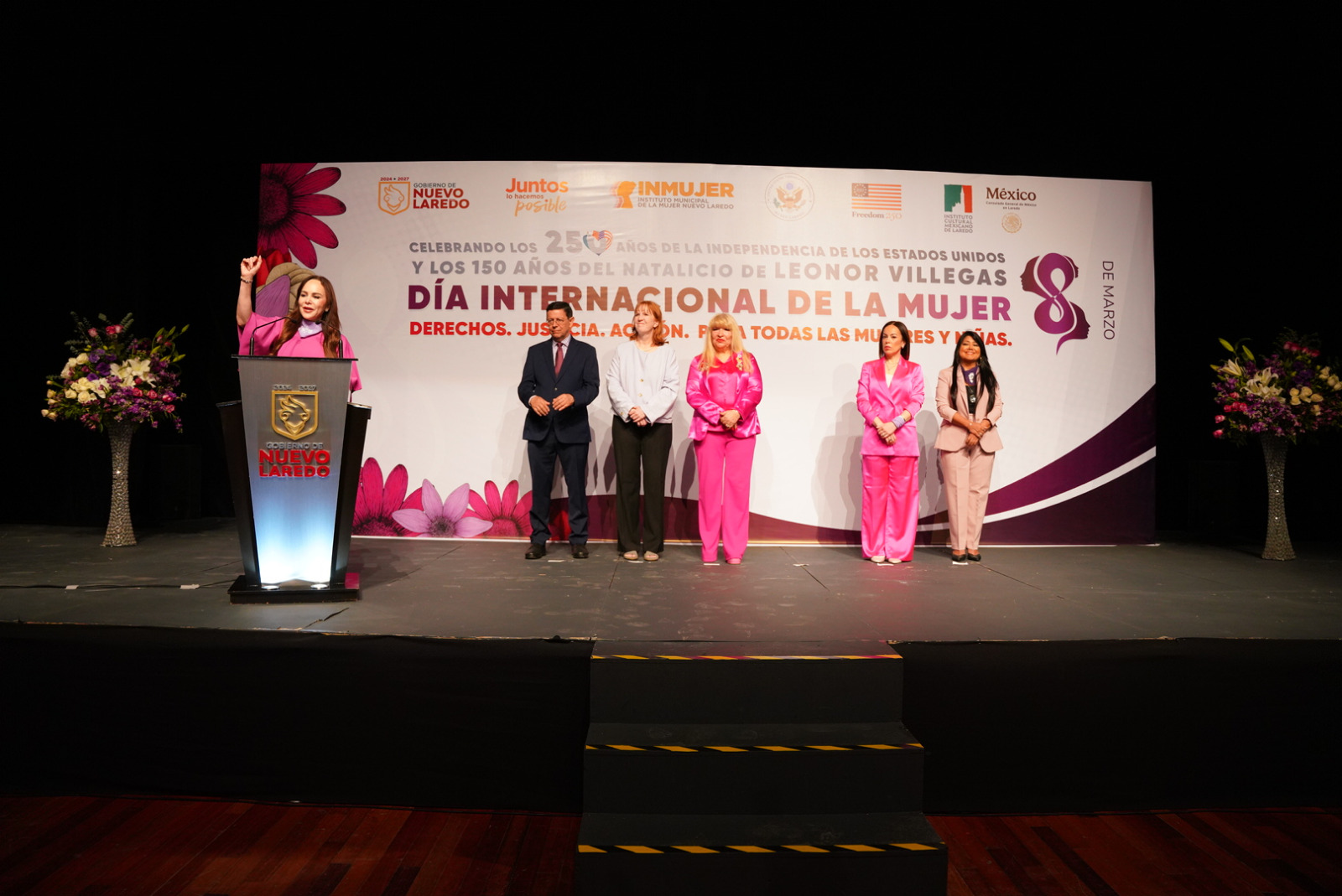 Reconocen a mujeres de los Dos Laredos con galardón Leonor Villegas