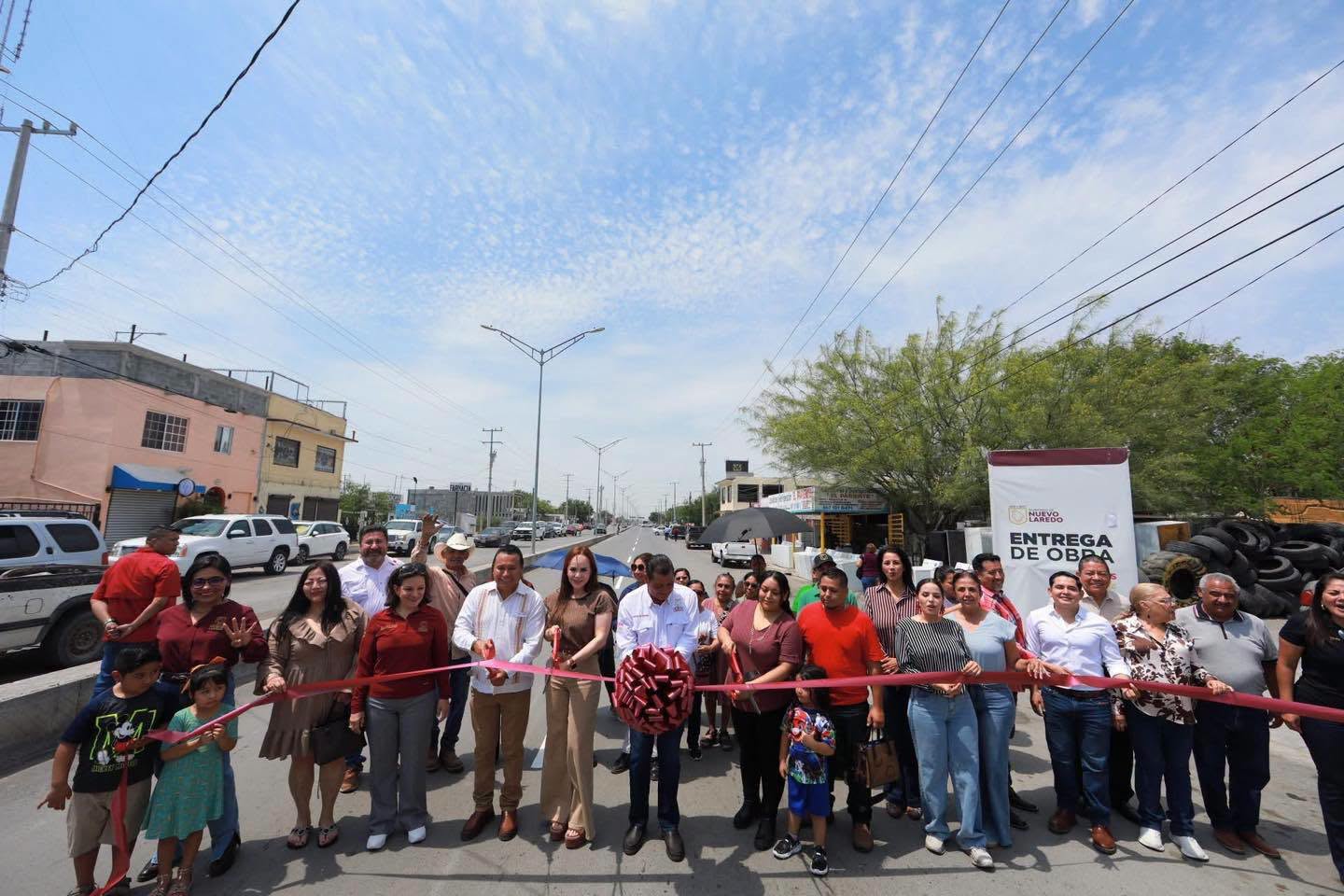 Entrega alcaldesa Carmen Lilia Canturosas calles dignas al poniente de Nuevo Laredo