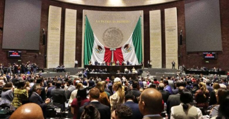 Cámara de Diputados aprueba Plan B y lo envía a congresos estatales Cámara de Diputados aprueba Plan B y lo envía a congresos estatales