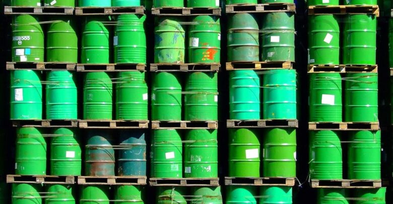 Petróleo supera 111 dólares por tensión EE. UU.-Irán