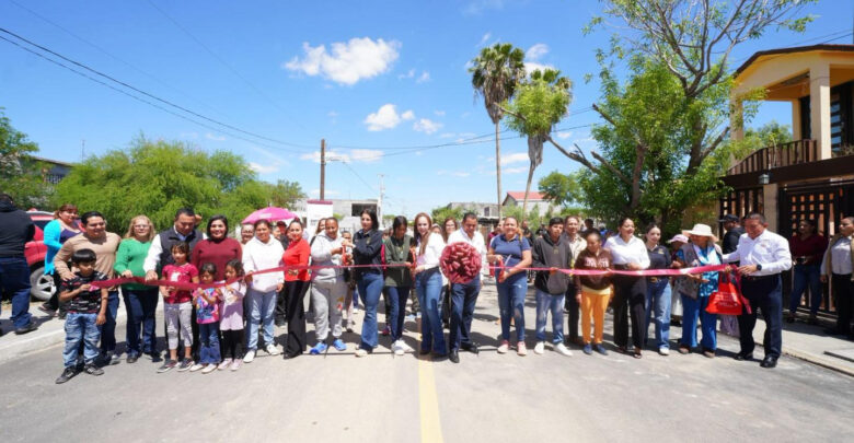 Gobierno de Nuevo Laredo transforma con pavimentación las colonias 150 Aniversario, Cavazos Lerma y Los Álamos Gobierno de Nuevo Laredo transforma con pavimentación las colonias 150 Aniversario, Cavazos Lerma y Los Álamos