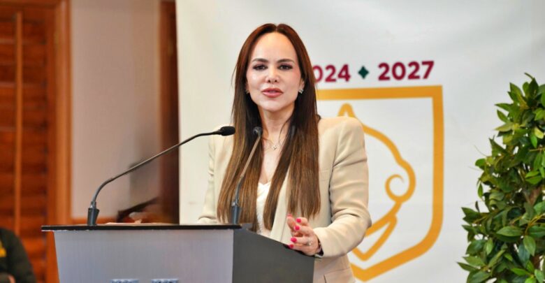 Presenta alcaldesa Carmen Lilia Canturosas innovadora plataforma para impulsar la generación de empleo