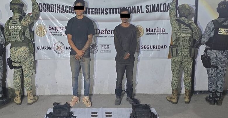 Capturan a ‘El 24’, presunto operador ligado a grupo criminal en Sinaloa Capturan a ‘El 24’, presunto operador ligado a grupo criminal en Sinaloa