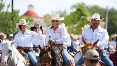 Fortalece Carmen Lilia Canturosas lazos de hermandad con Nueva Ciudad Guerrero; se une a tradicional Cabalgata de San Juan