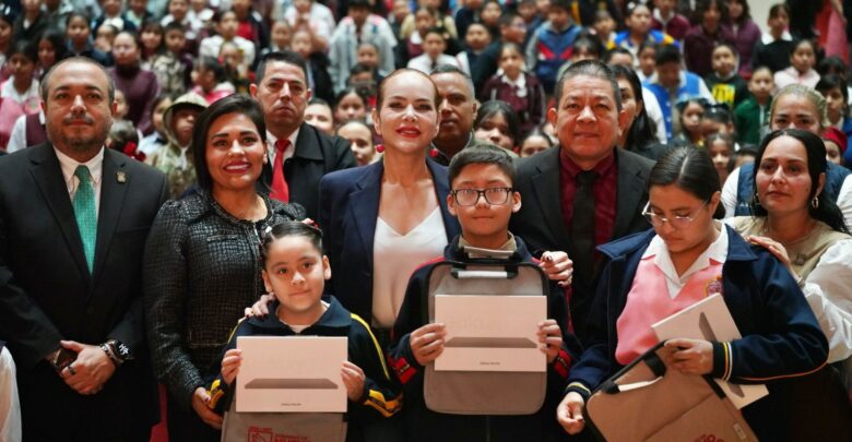 Carmen Lilia consolida una política educativa que amplía oportunidades para miles de estudiantes